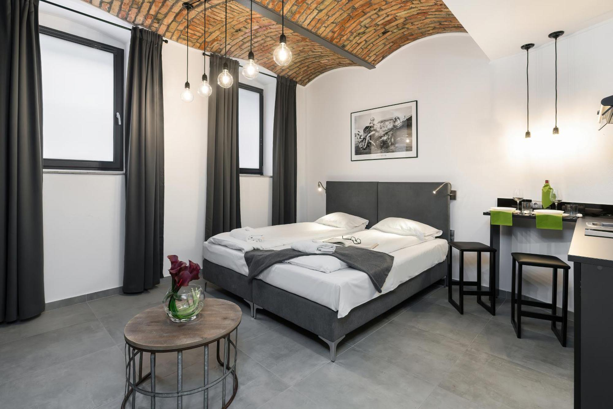 Level -1 Loft Apartments City Center By Renters Poznań Zewnętrze zdjęcie