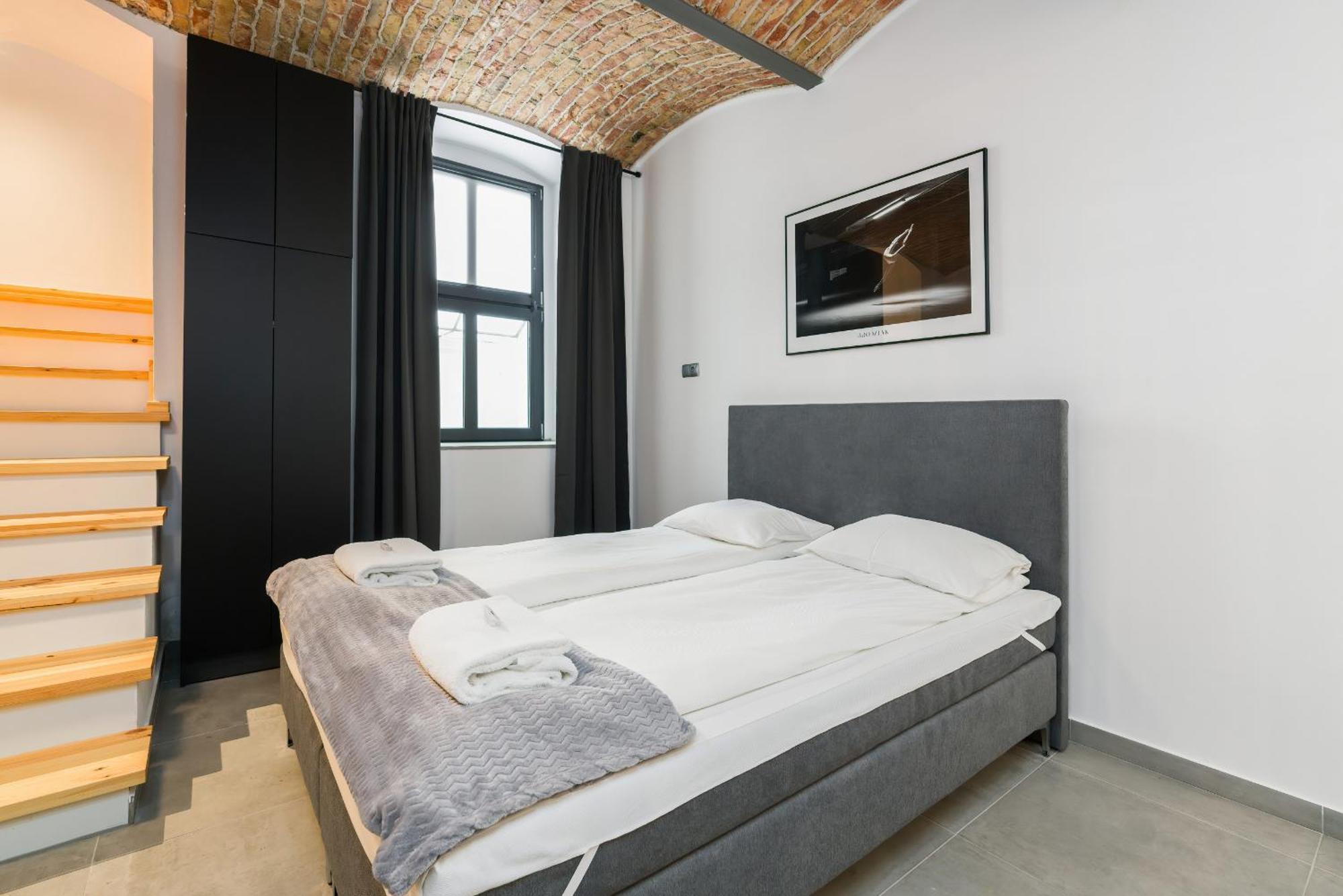 Level -1 Loft Apartments City Center By Renters Poznań Zewnętrze zdjęcie